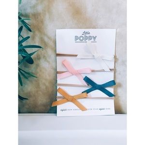 [LITTLE POPPY CO] set of newborn bows with nylon